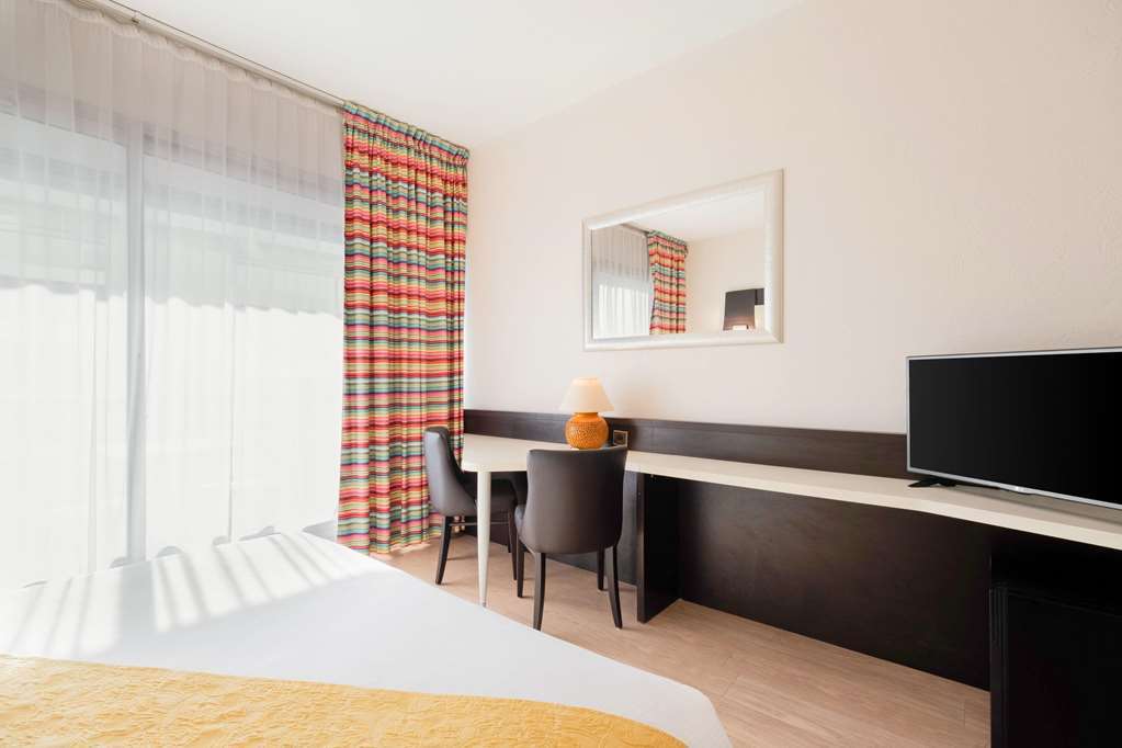 The Originals City, Hotel Galaxie, Nice Aeroport Saint-Laurent-du-Var Pokoj fotografie